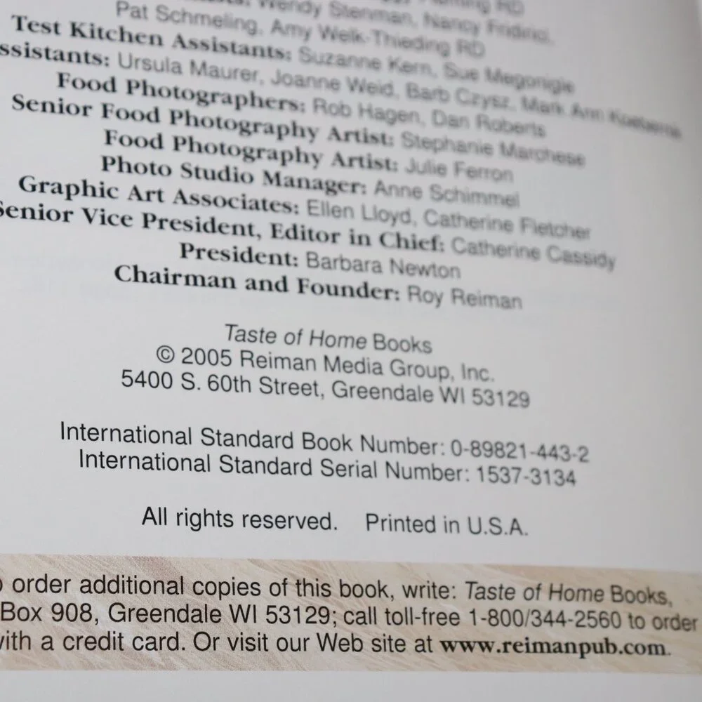 🍋 Taste of Home’s Light & Tasty — Annual Recipes 2005 · BN Bright & flavorful